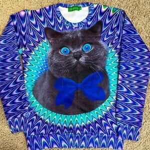 Hypnotic Cat Sweatshirt Tee